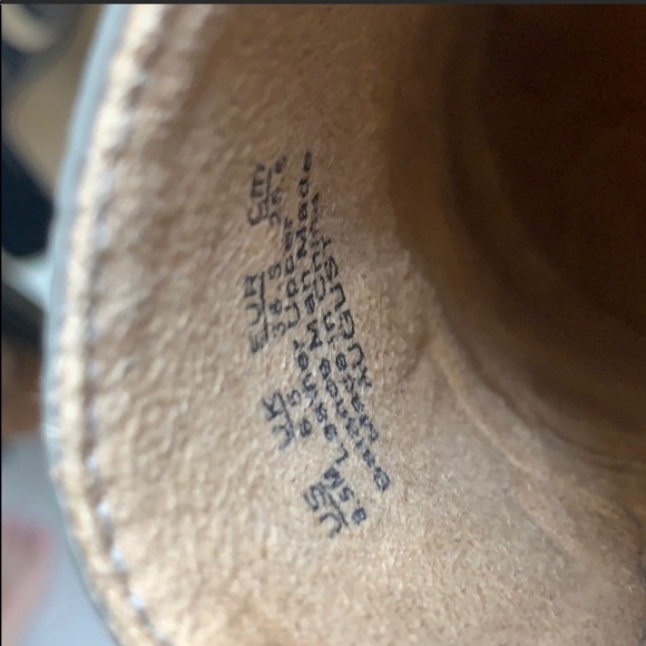 *SOLD* Naturalizer leather platform loafers tassel - Picture 13 of 16